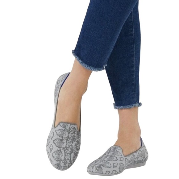 Rothy's The Loafer Ivory‎ Grey Snake Women’s Size 6 - Picture 2 of 10
